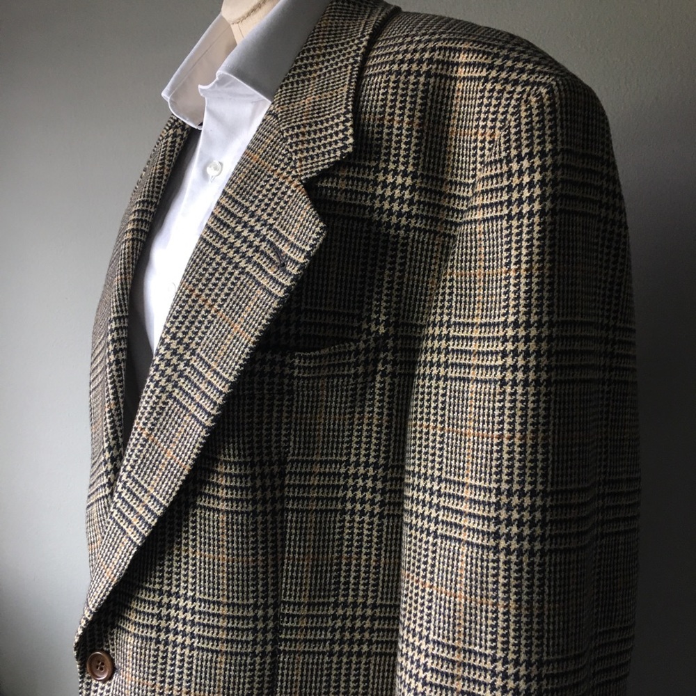 Hugo Boss - Picture 5 of 12